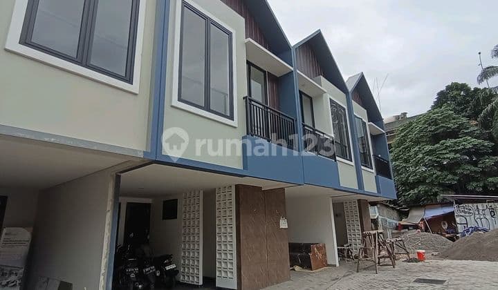 Rumah Baru Dalam Kompleks Satu Pintu. bisa KPR dan Cicil