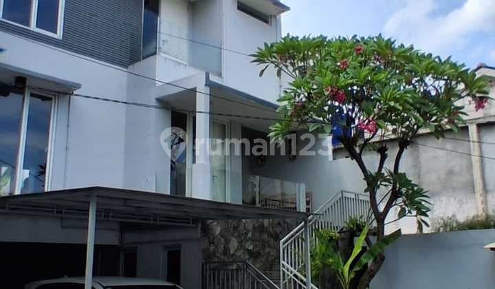 Nice and Strategic House, 5 Minutes to Tb Simatupang