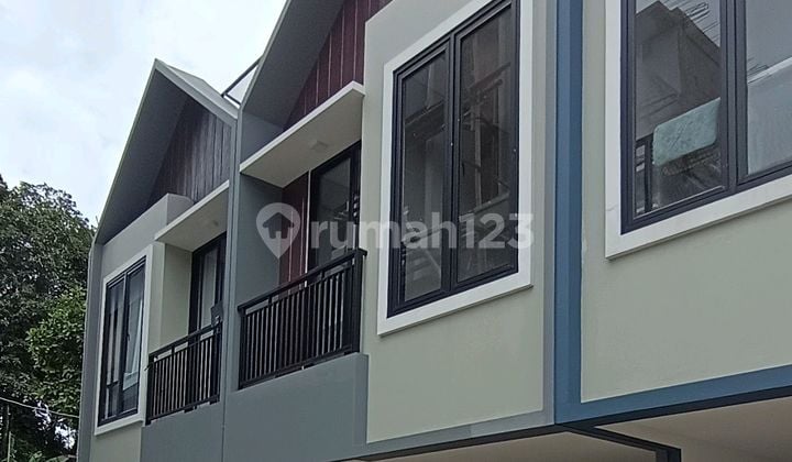 Aparthouse di Cilandak 2 Lantai SHM, Baru, Hadap Selatan