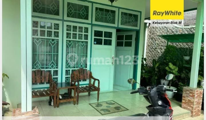 Dijual Cepat Rumah Luas Cantik, Jl. Kahuripan Raya, Tangerang