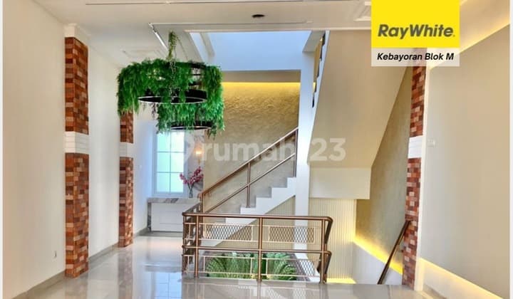 For Sale Fast Luxury Ready-to-Use Shop House, Bintaro Sector 9