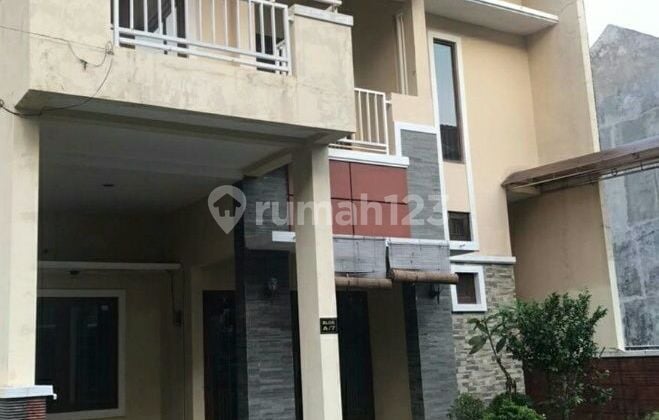 Rumah Cluster Bagus Nyaman dekat Sekolah Al Abidin dan Gedung Graha Saba Buana Solo