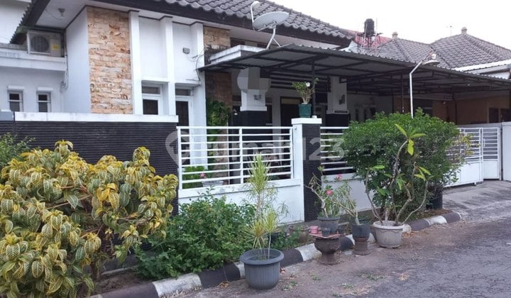 Rumah Bagus Furnish Siap Huni Dekat Rs Jih Dan Exit Tol Klodran