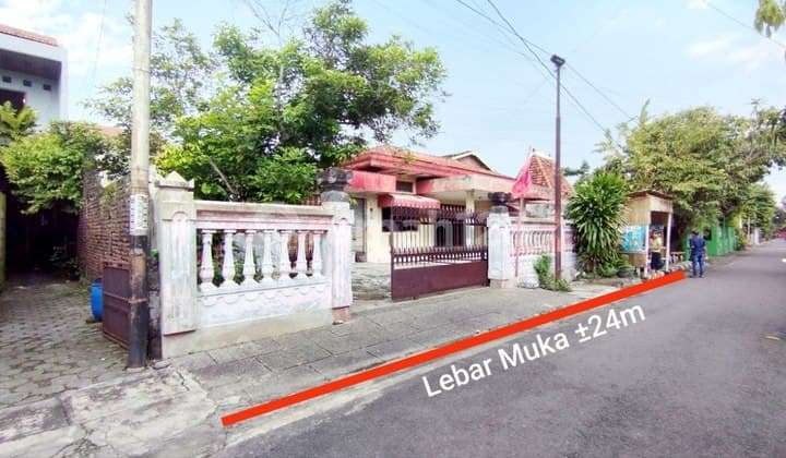 Rumah Hitung Tanah Strategis Ideal Dekat Ke Fave Hotel, Stadion Manahan Dan Rs Jih Solo