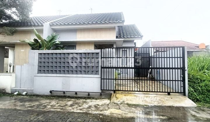 Rumah Cantik Semifurnish Dekat Exit Tol Solo