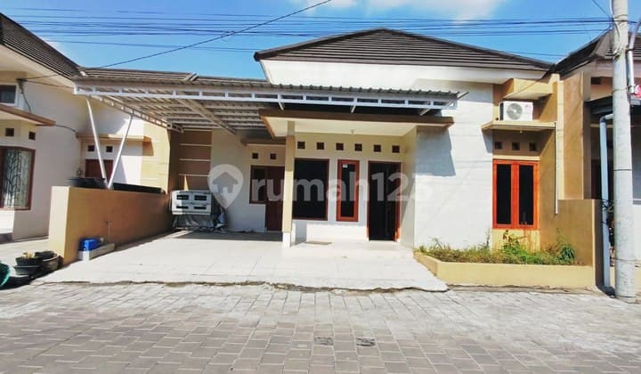 Rumah Cantik Cluster Murah Hanya 5 Menit Ke Luwes Gentan