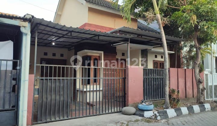 Rumah Bagus Nyaman Cluster Dekat Lor In Hotel Jl. Adisucipto Karanganyar Colomadu