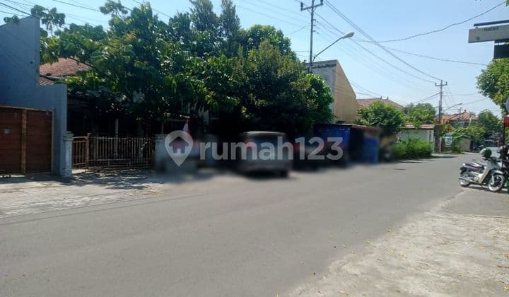 Tanah Ideal Bonus Bangunan Siap Bangun Lokasi Premium Akses Lebar 7-8 Meter Solo