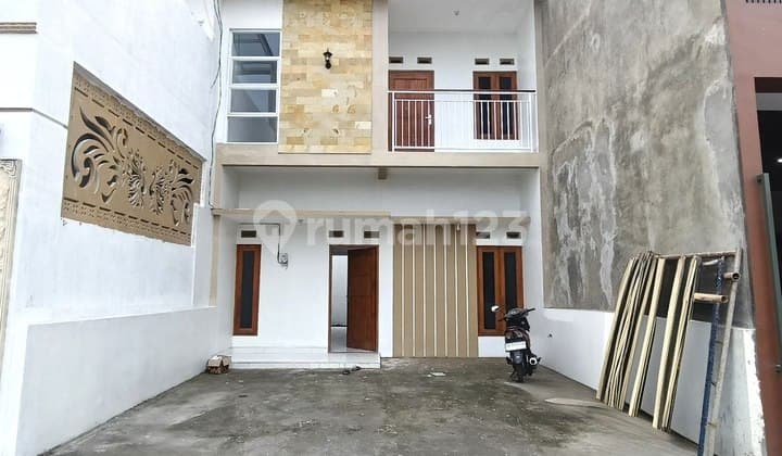 Rumah 2 Lantai Hanya 600.Jutaan Free Biaya Biaya Gentan Area