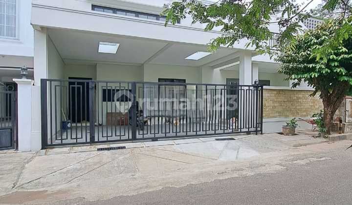 Rumah siap huni dalam komplek di Lebak Bulus,Jakarta Selatan