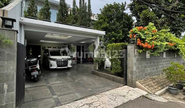 Rumah mewah siap huni di Pejaten Barat,Jakarta Selatan