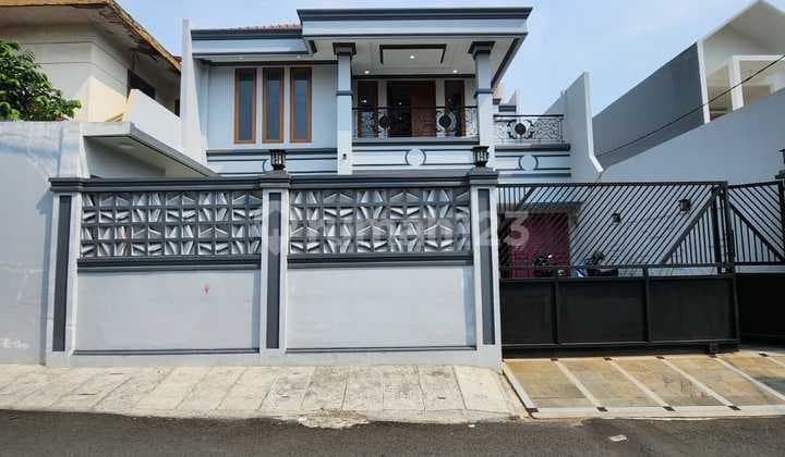 Rumah Baru Renovasi Bebas Banjir di Cipinang Muara,Jakarta Timur