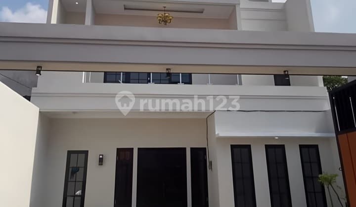 Brand New Tropical House di Rawamangun Jakarta Timur