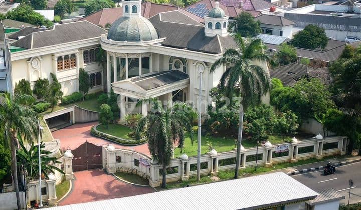 SUPER LUXURIOUS HOUSE in Metro Pondok Indah, South Jakarta
