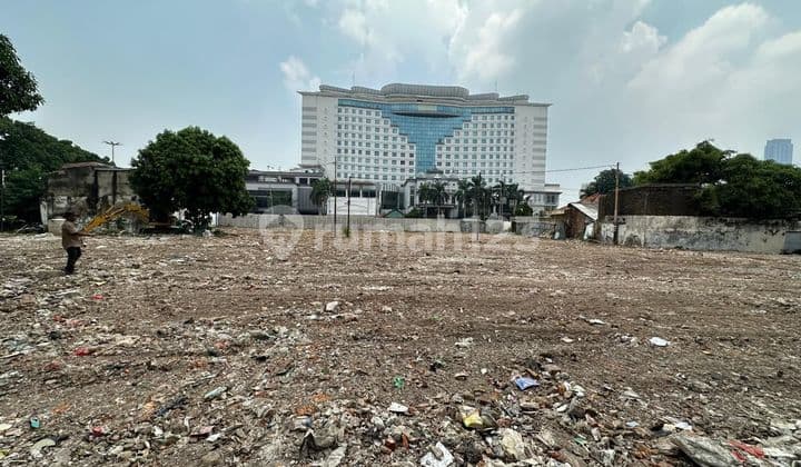Super Strategic Commercial Land on Jl Angkasa Kemayoran Central Jakarta