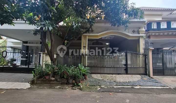 House in a Safe and Comfortable Complex in Pulo Gebang, Cakung, East Jakarta.