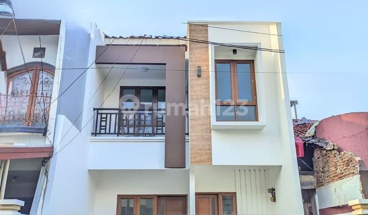 Rumah Baru Siap Huni Di Pondok Bambu,jakarta Timur