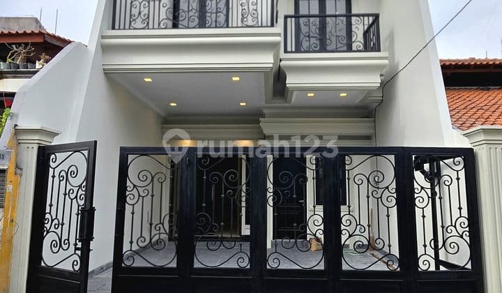 Jual Rumah Baru Strategis Dalam Komplek di Rawamangun Jakarta