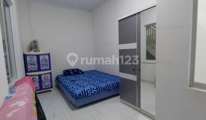 Rumah Bagus Semi Furnished SHM Tanjung Duren, Jakarta Barat