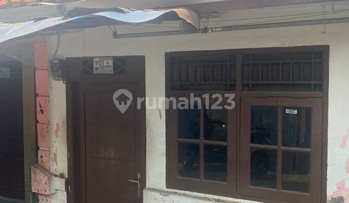For Quick Sale Terraced Rental House in West Jakarta