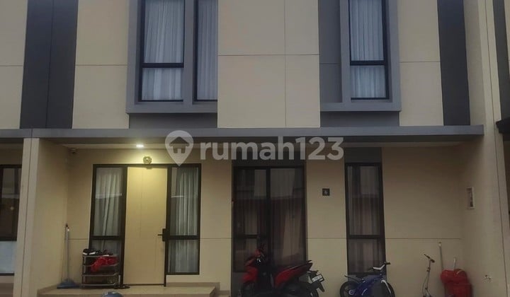 Dijual Rumah 2 Lantai Lokasi Strategis di Cikupa Tangerang