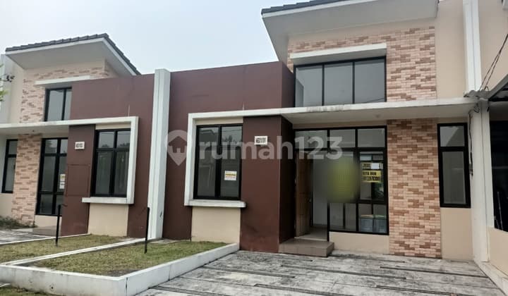 Rumah Belum Pernah Dihuni, Baru Dari Developer di Citra Raya