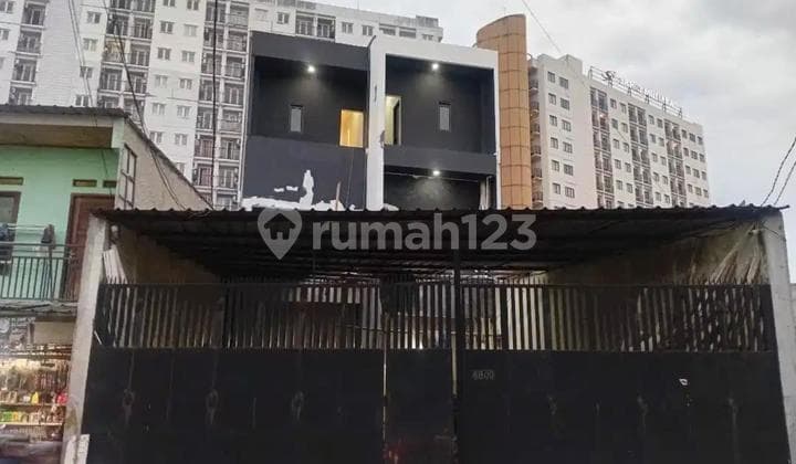 Rumah Kost Eksklusif Fully Furnished di Binong Karawaci,42 KT.