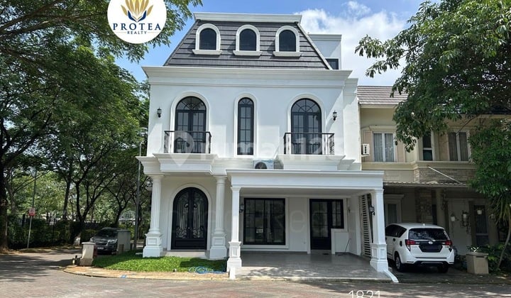 Rumah 3 Lantai Gaya American Classic Posisi Hook Di Bsd