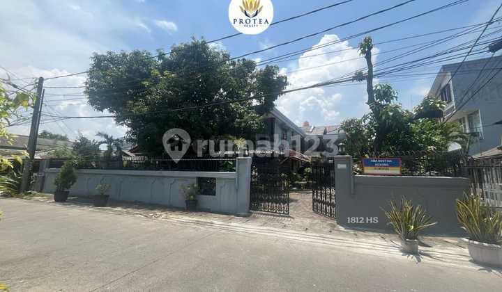 For Sale: House & 5 Rental Rooms, Strategic Location Near North Jakarta Mayor's Office