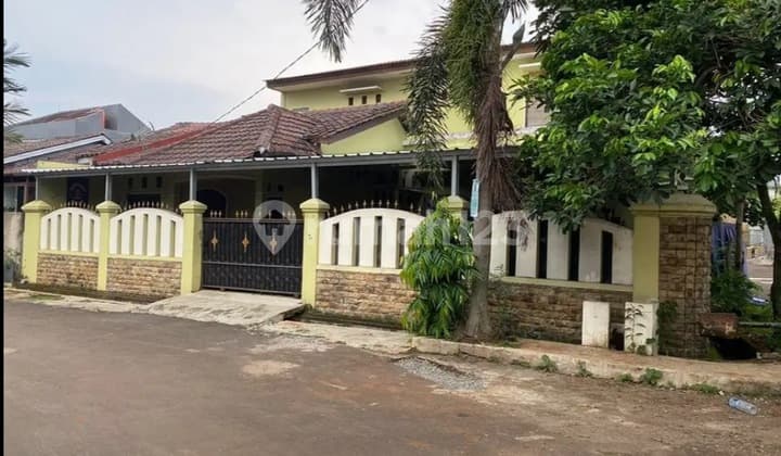 Rumah Dalam Cluster di Vila Dago Pamulang