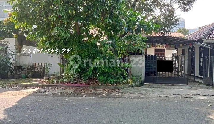 Land for Sale Including the Building in Kejaksaan, Lebak Bulus, South Jakarta