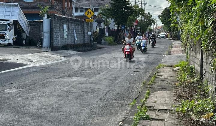 Tanah Kebo Iwa Selatan Denpasar