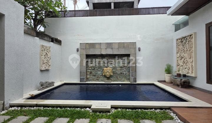 Villa Taman Sari Kerobokan Badung