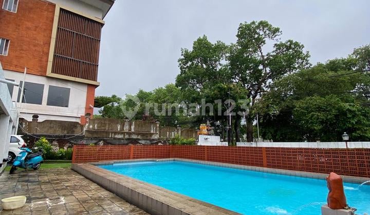 Super Rare Luxury House on Raya Puputan Renon, Denpasar Bali