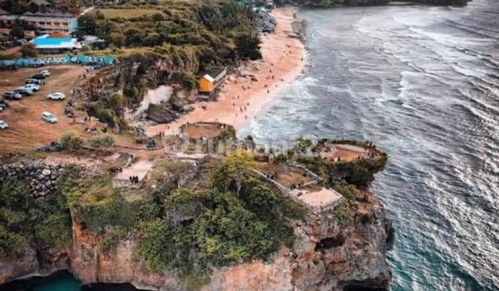 Cliff Land at Balangan Beach, Pecatu, Badung