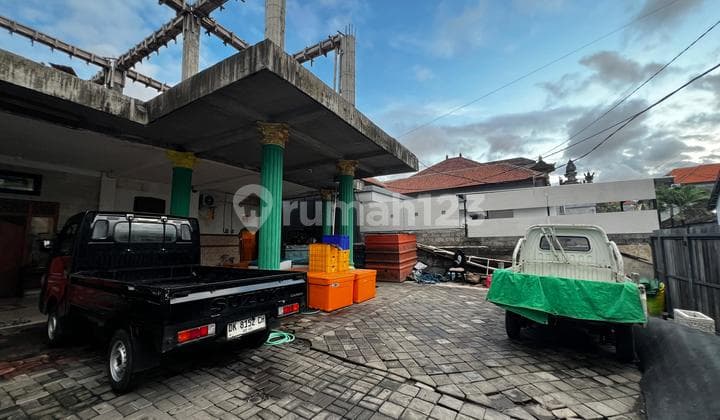Pura Demak House, Denpasar, Bali