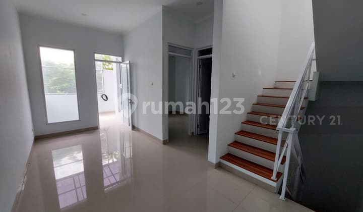 Rumah Lingkungan Tenang Sayap Martanegara Bandung