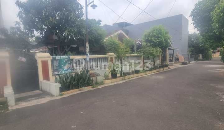 Rumah dikomplek Peruri, ciledug Tangerang