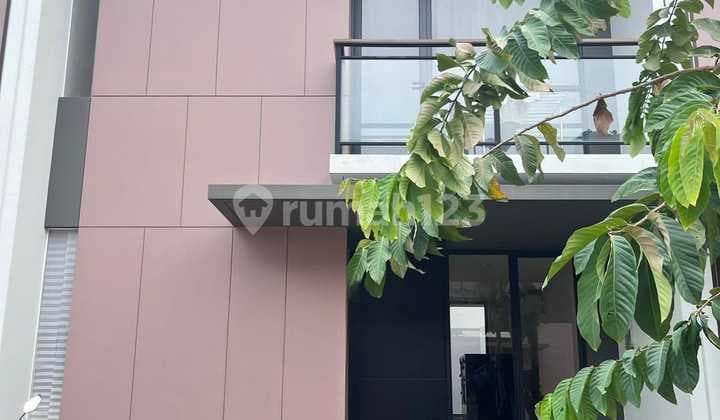 Dijual Rumah 2 Lantai Siap Huni di Tangerang, Karawaci