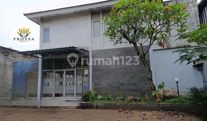 Rumah 2 Lantai Lt 896 M2 Asri Di Ciater Tangsel