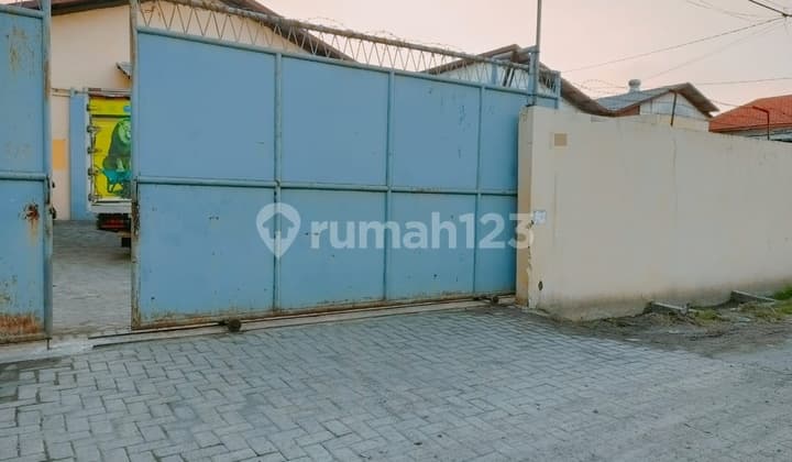 Dijual Gudang Margomulyo Indah. Siap Pakai.