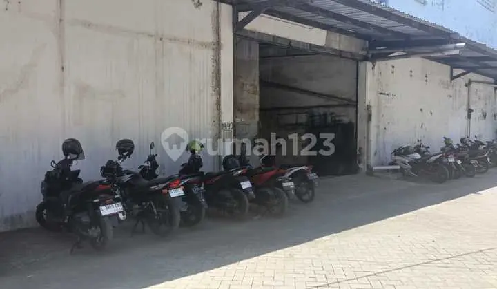 Dijual Gudang Gunung Anyar Tambak