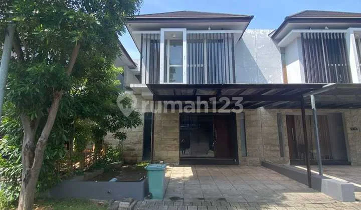 New Cat !! 2-Story House in Graha Natura New Cat !! 2-Story House in Graha Natura