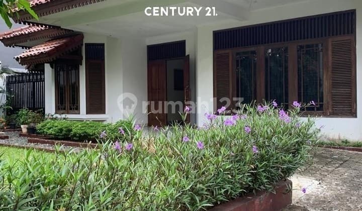 Dijual Rumah Luas Di Lokasi Prime Kebayoran Baru