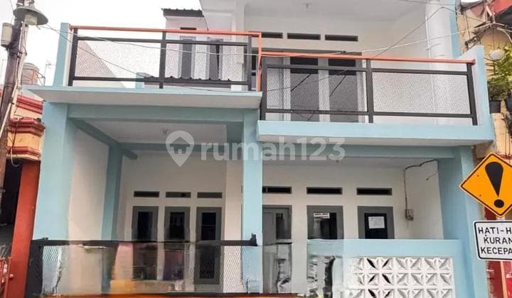 Rumah 3 Lantai Lokasi Pondok Ungu Kota Bekasi