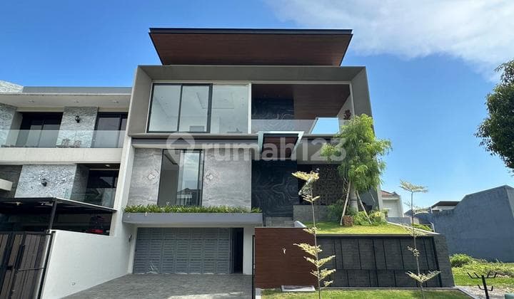 Rumah Mewah Baru di Kawasan Golf Citraland Dekat Pakuwon & Graha