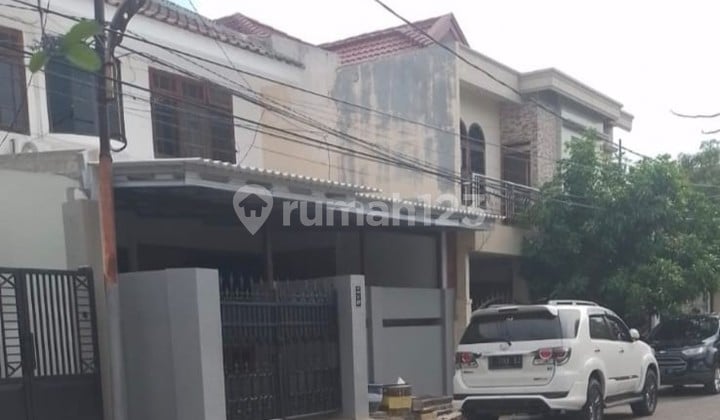 Kos 2 Lantai Dukuh Kupang Timur Dekat Ciputra World & Pusat Kota