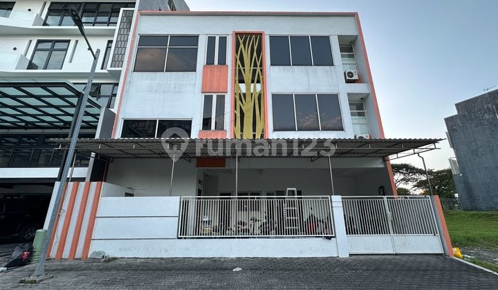 Kos Citraland Surabaya dekat Universitas Ciputra dan Pakuwon Mall