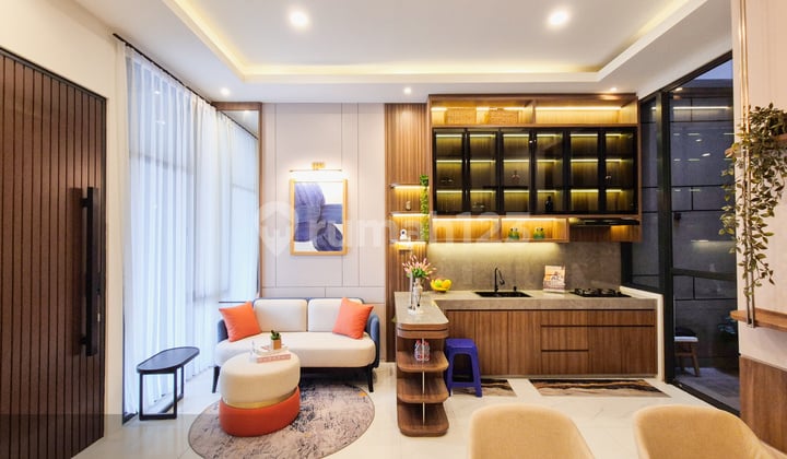 Rumah Minimalis Dukuh Kupang Dekat Pusat Kota & Ciputra World