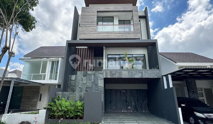 Rumah Minimalis 3 Lantai Citraland Dekat Gwalk, Graha dan Pakuwon